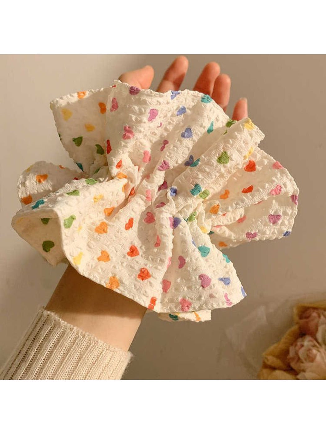 Gifty - Heart-Shaped Polka-Dotted Scrunchie