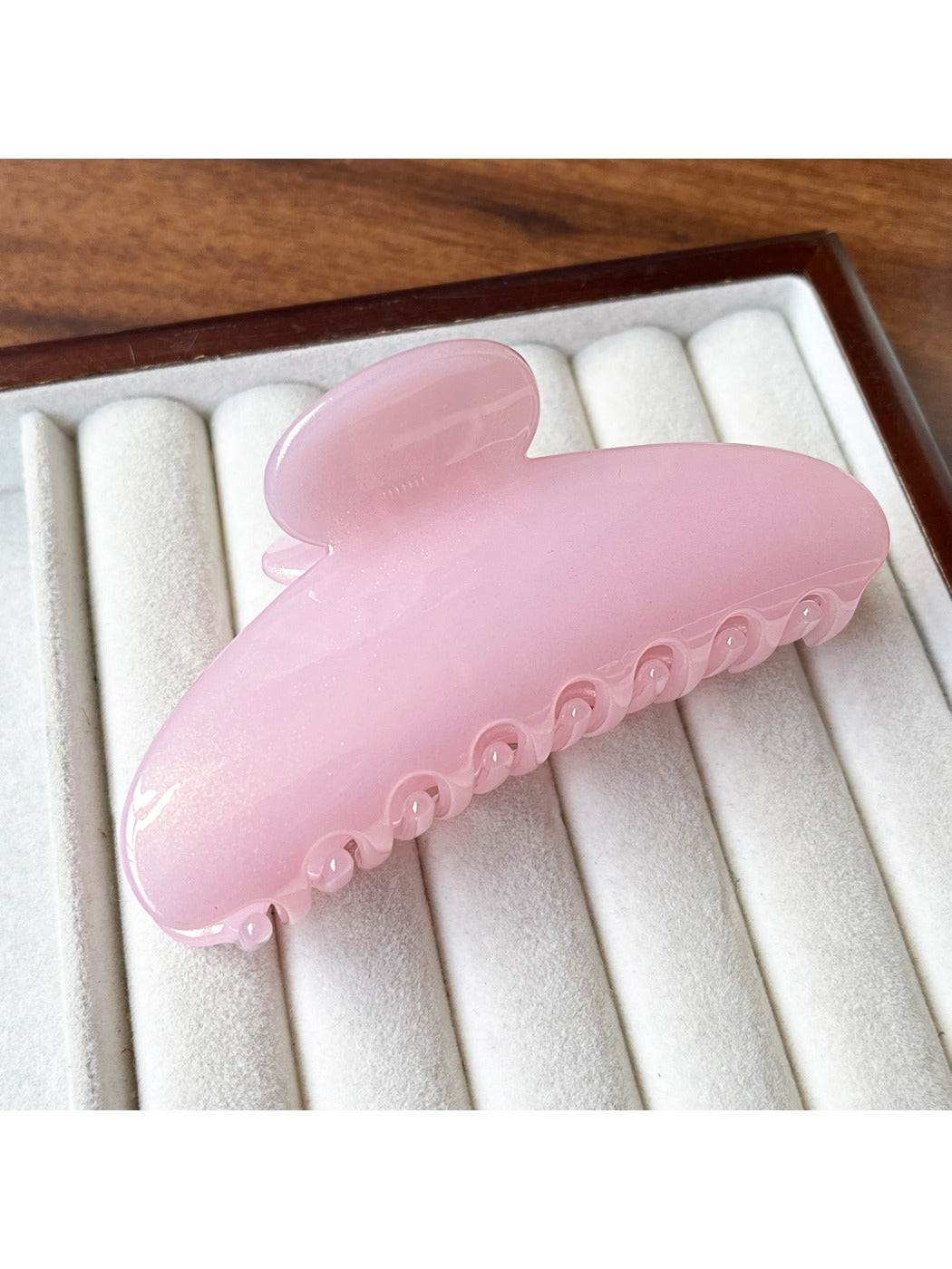 Beau hair clip displayed alongside matching hair accessories