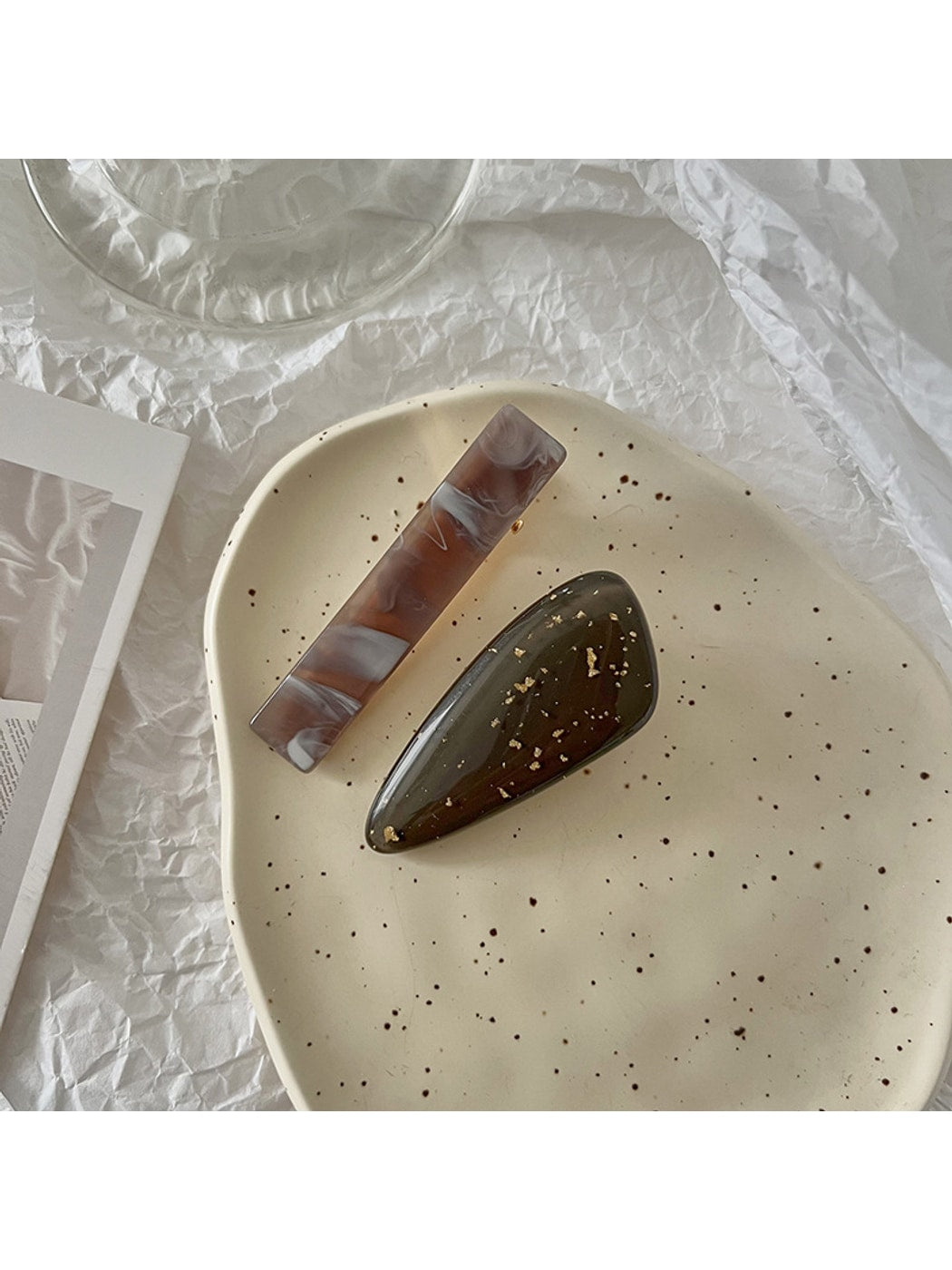 Beau - Acetate Marble Pattern Duckbill Hair Clip