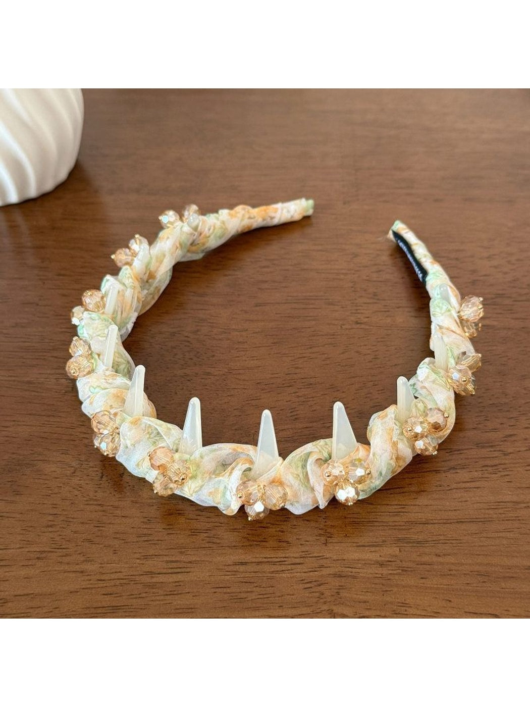 Gifty - Mesh Rhinestone Wave Tooth Detail Headband