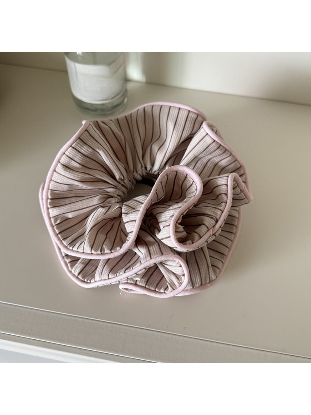 Gifty - Blue Pink Striped Scrunchie