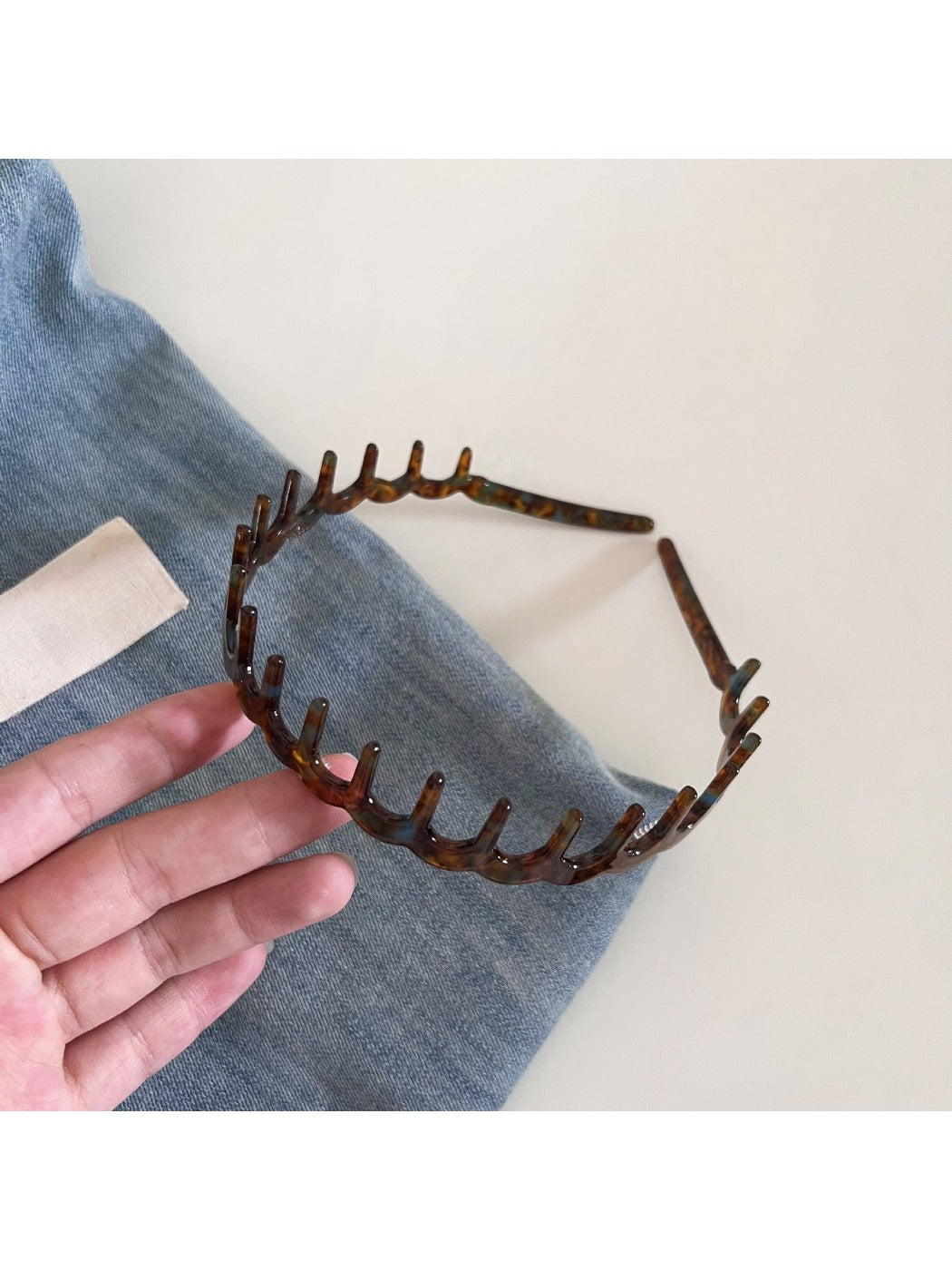 Gifty - Simple Wave Design Headband