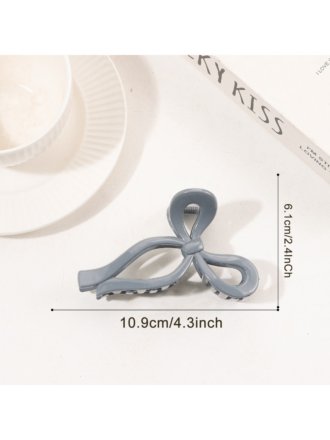 Beau - Minimalist Solid Color Bow Shaped Claw Clip