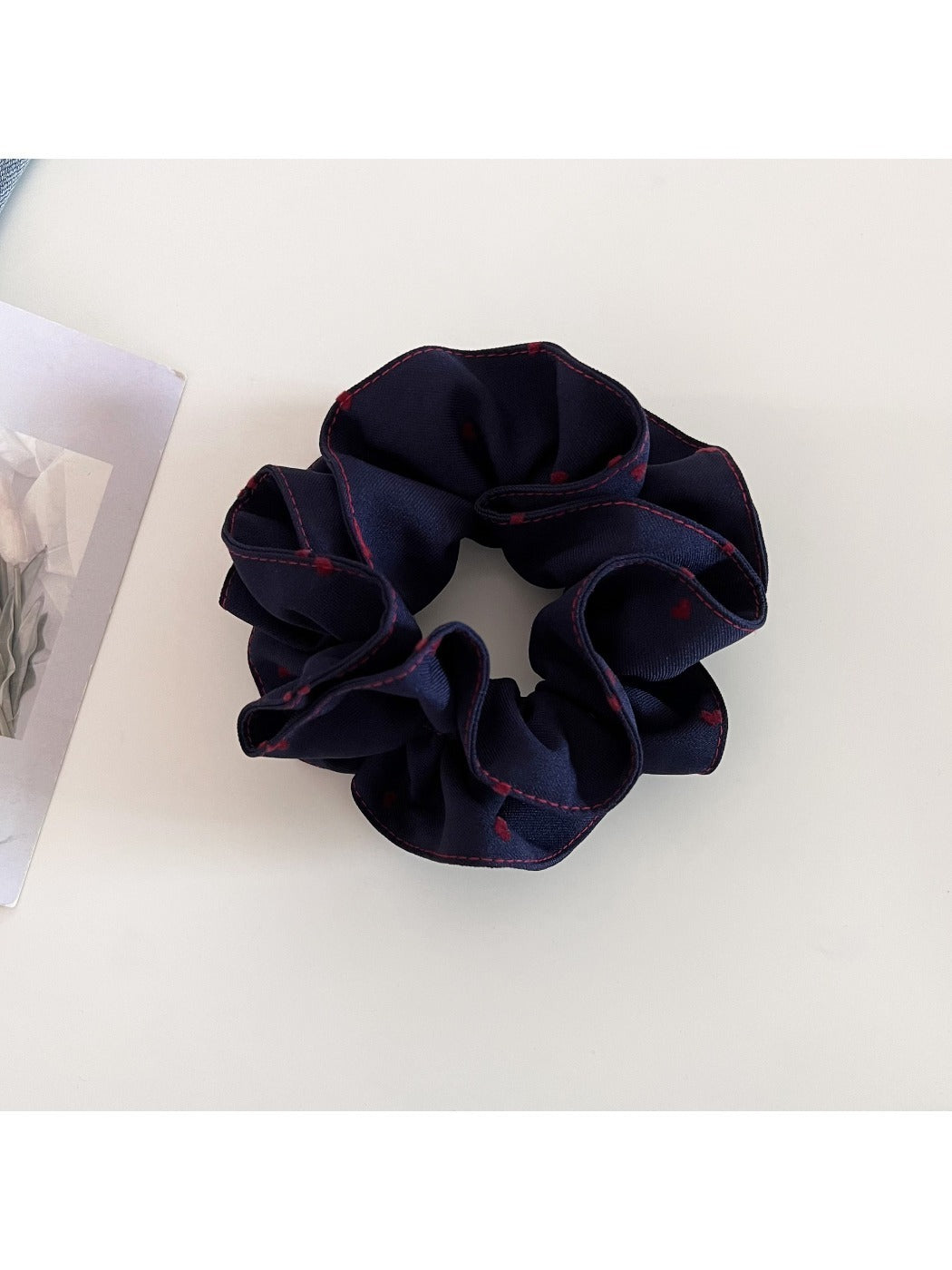 Gifty - Minimalist Sweet Fashion Scrunchie
