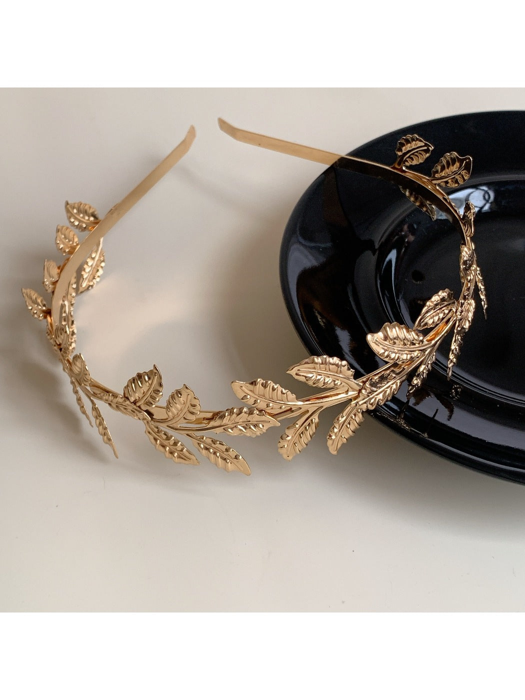 Gifty - Vintage Laurel Leaf Headband