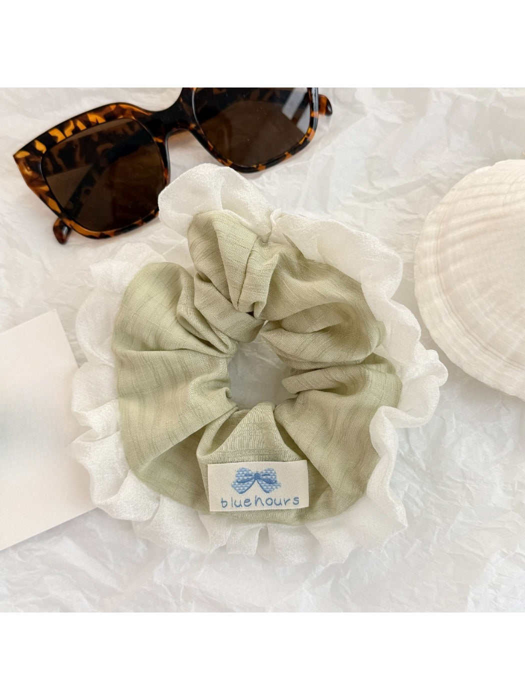 Gifty - Cream Lace Trimmed Scrunchie