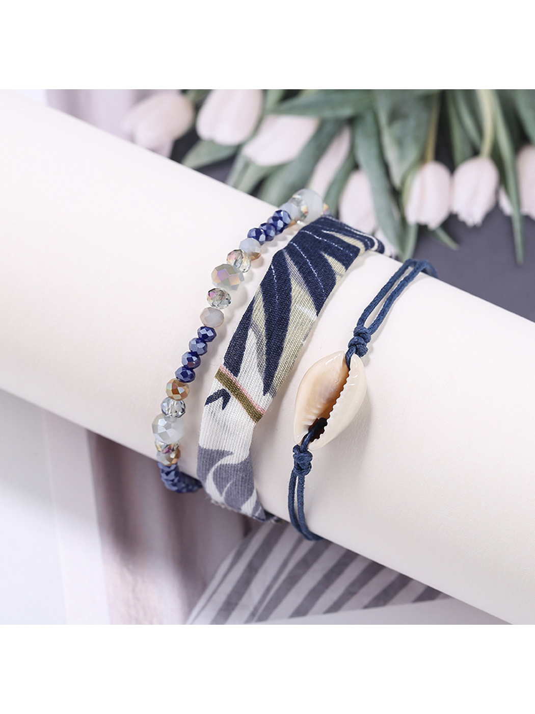 Lovra - Ocean Style Layered Shell Shaped Beaded Bracelet