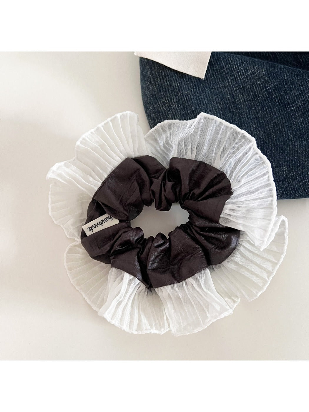 Gifty - Fashion Wide Pleated Scrunchie