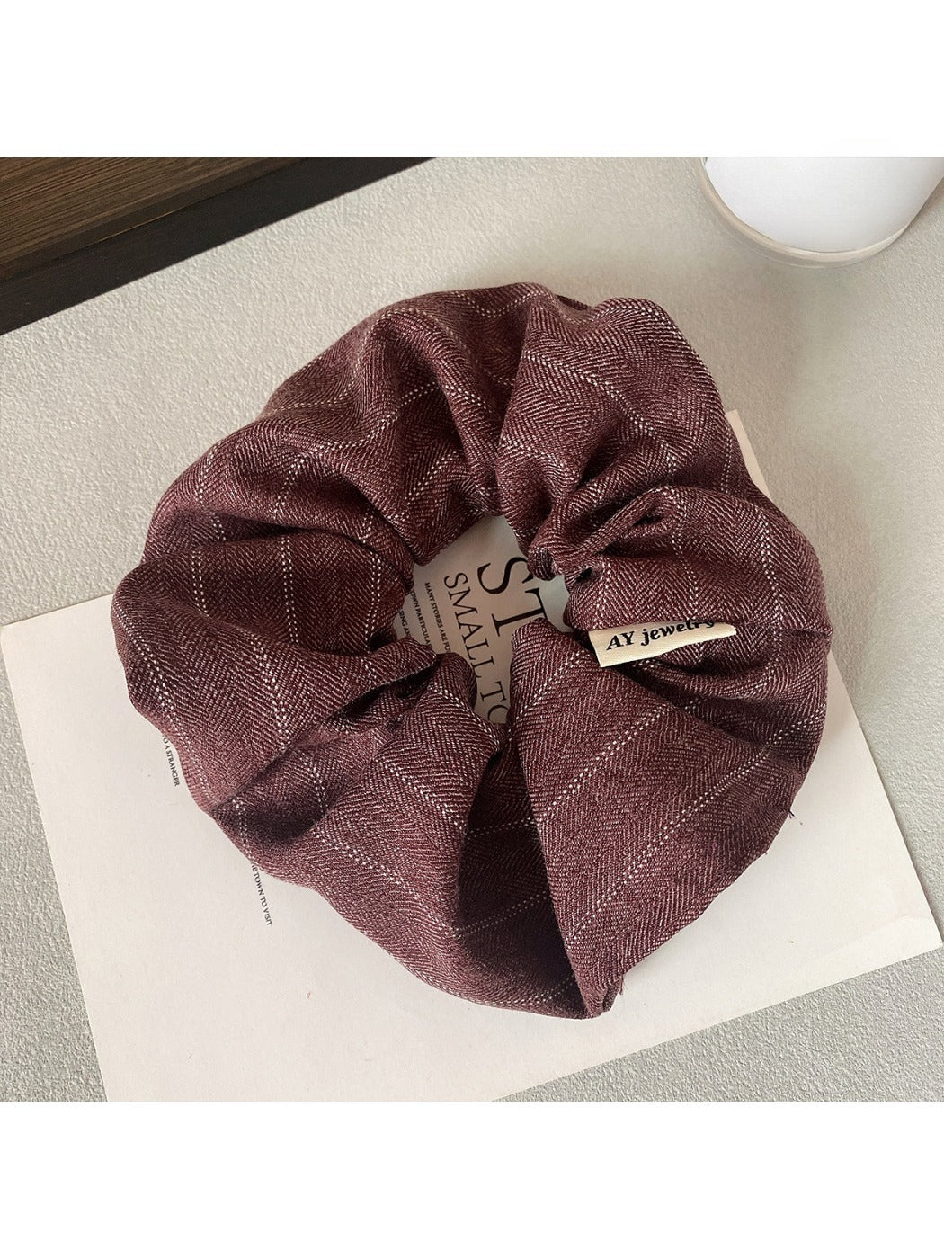 Gifty - Versatile Fabric Striped Scrunchie