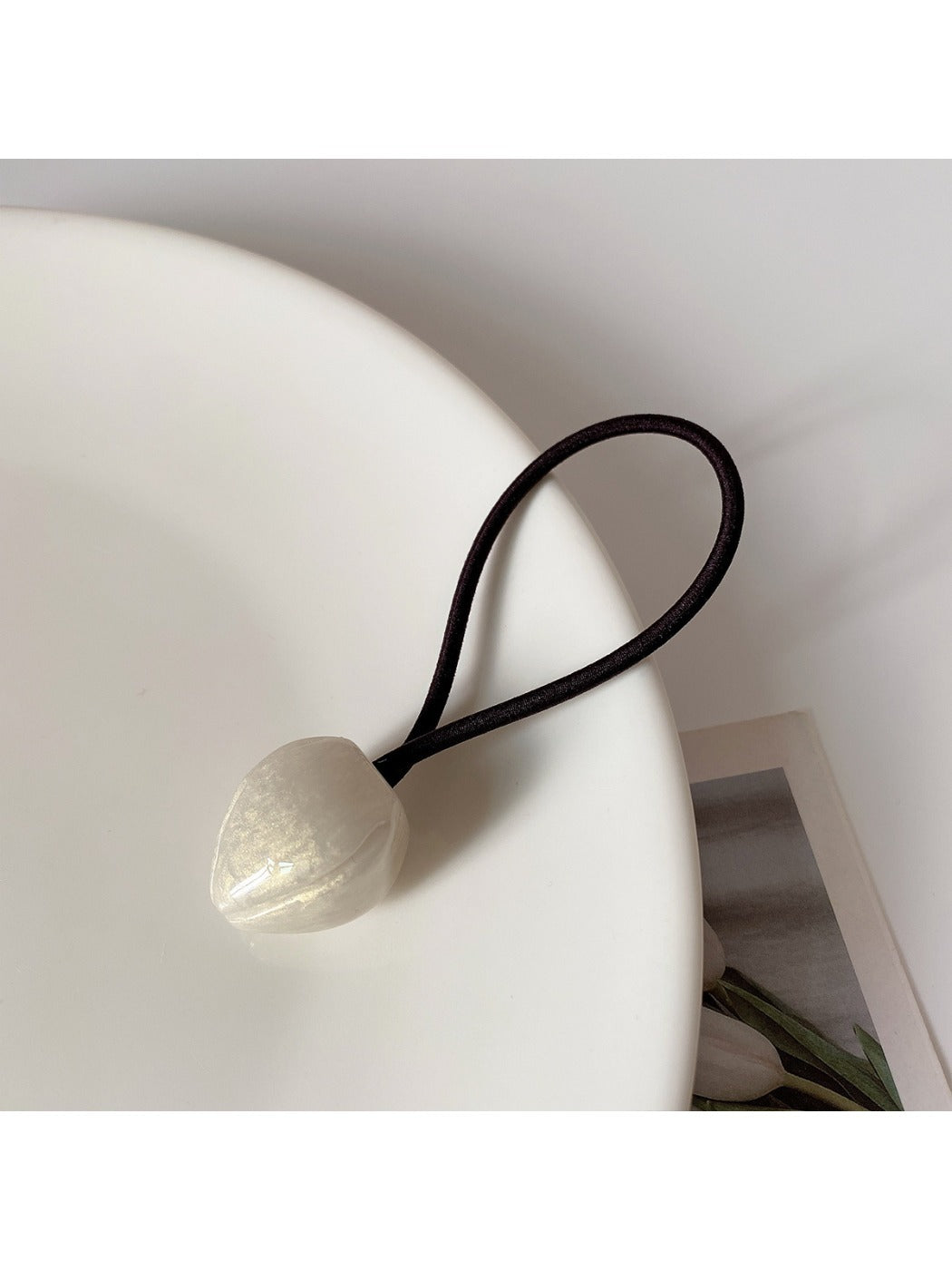 Gifty - Tulip Bud-Shaped Hair Tie