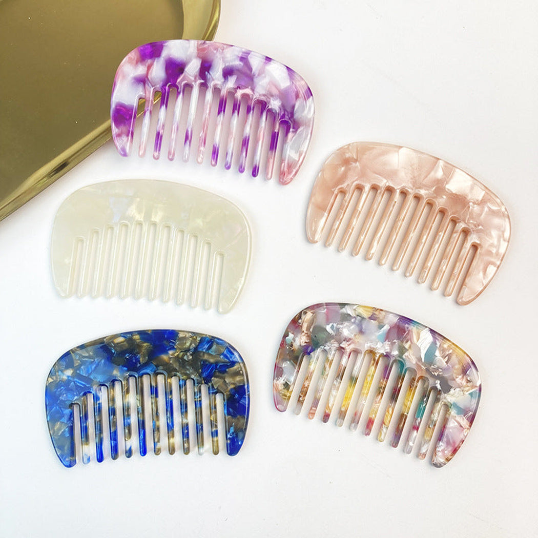 Variant overview of compact hair comb