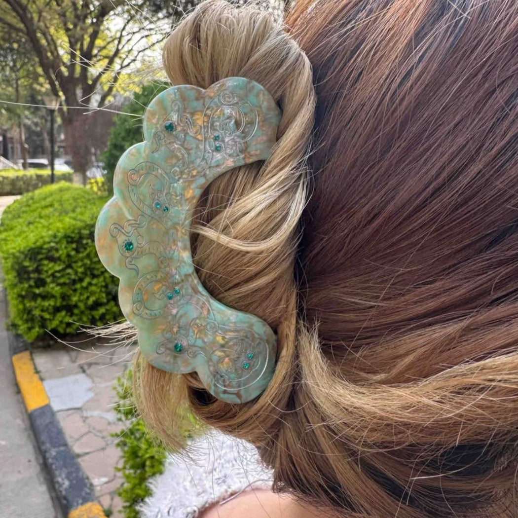 Product view of hair clip