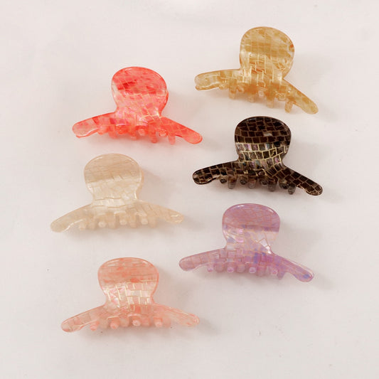 Beau - Solid Color Grid Texture Claw Clip