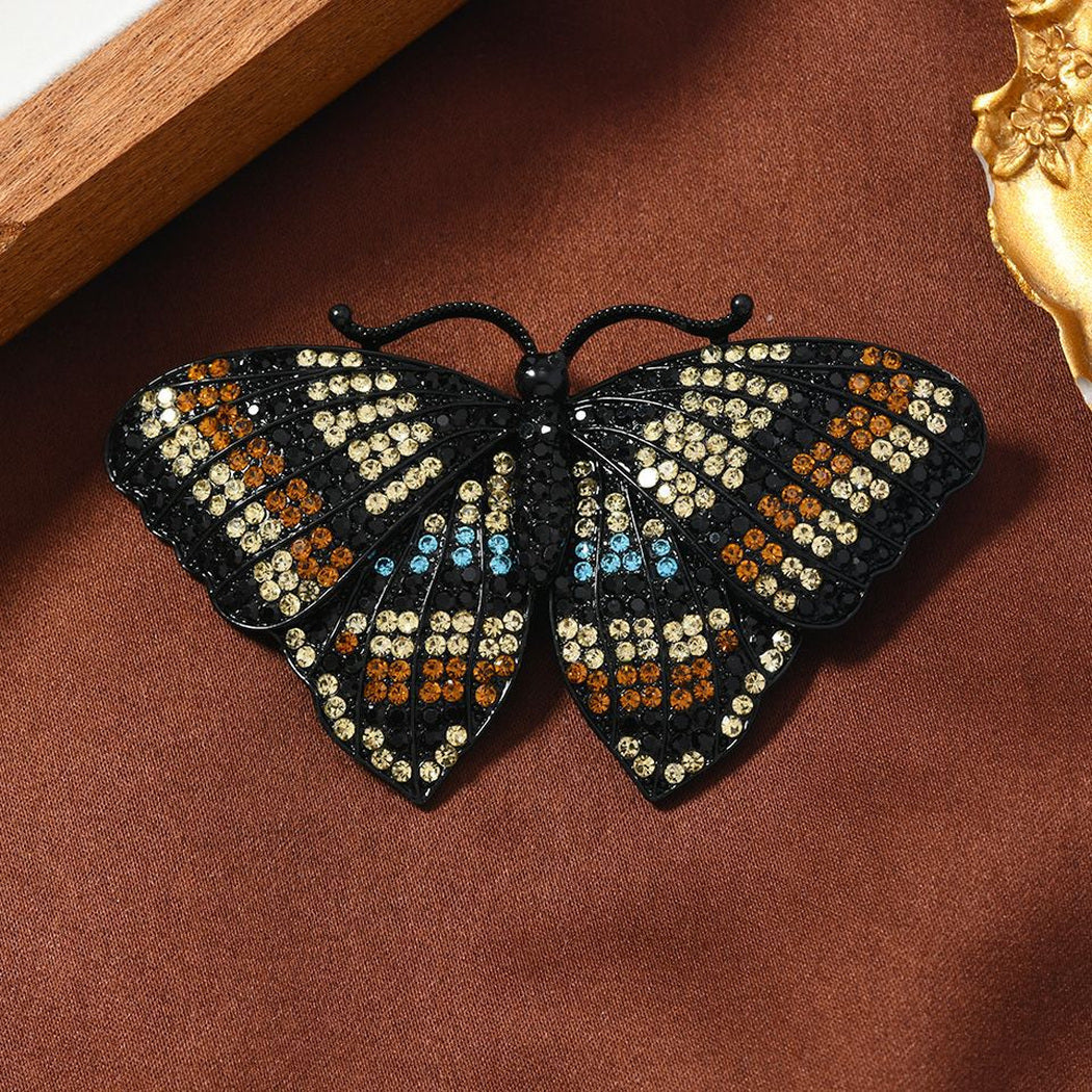 Brovia - Butterfly Dotted Wing Brooch, variant view