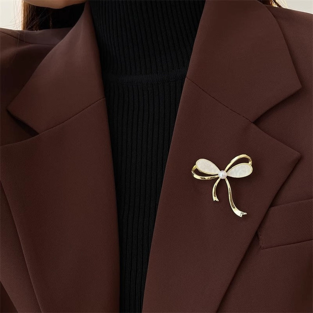 Brovia - White Ribbon Bow Brooch - view 3