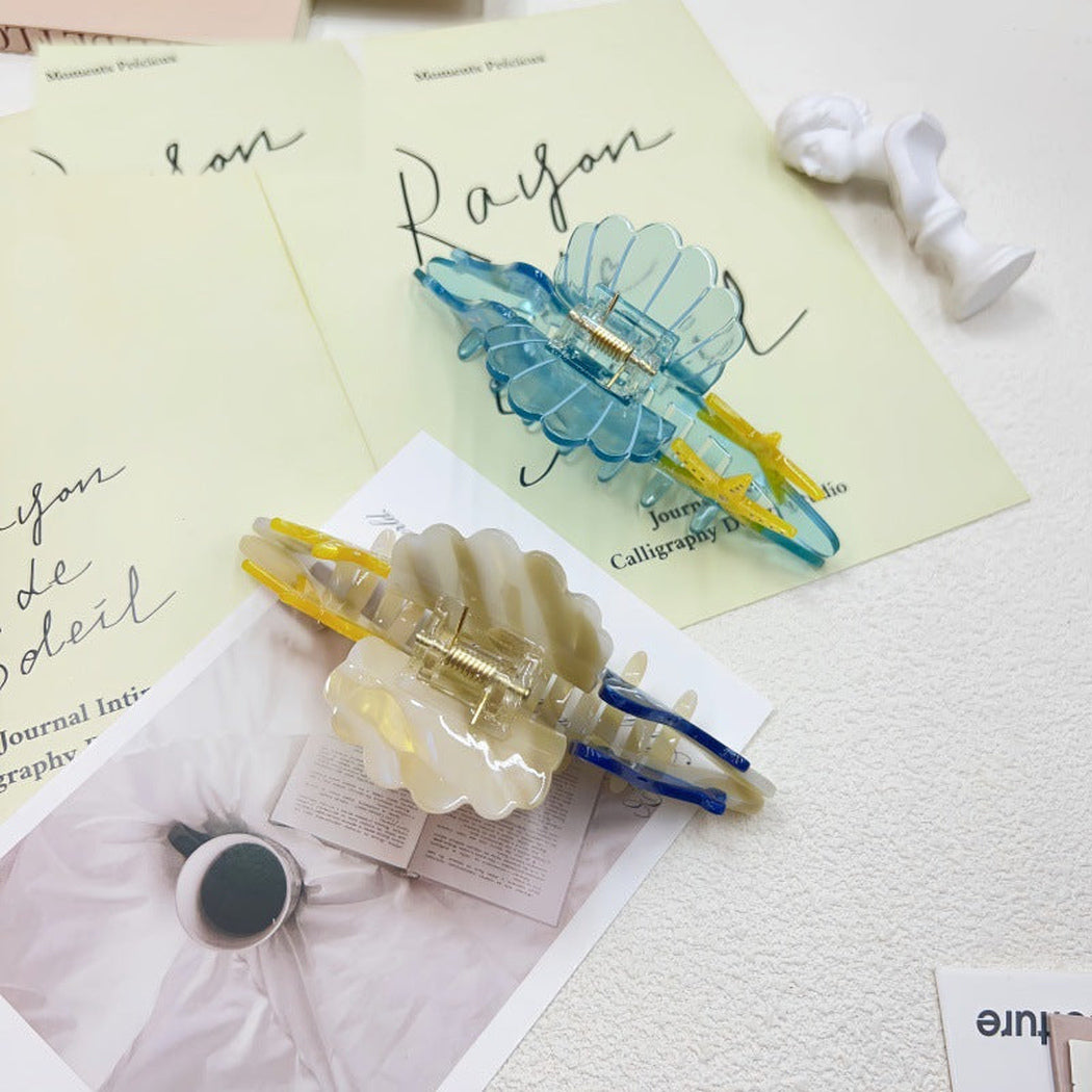 Product view of hair clip