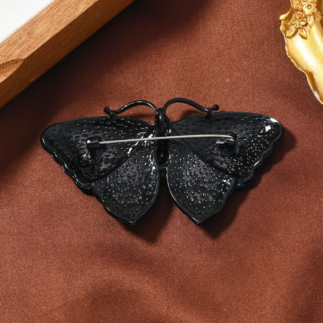 Brovia - Butterfly Dotted Wing Brooch, detail view