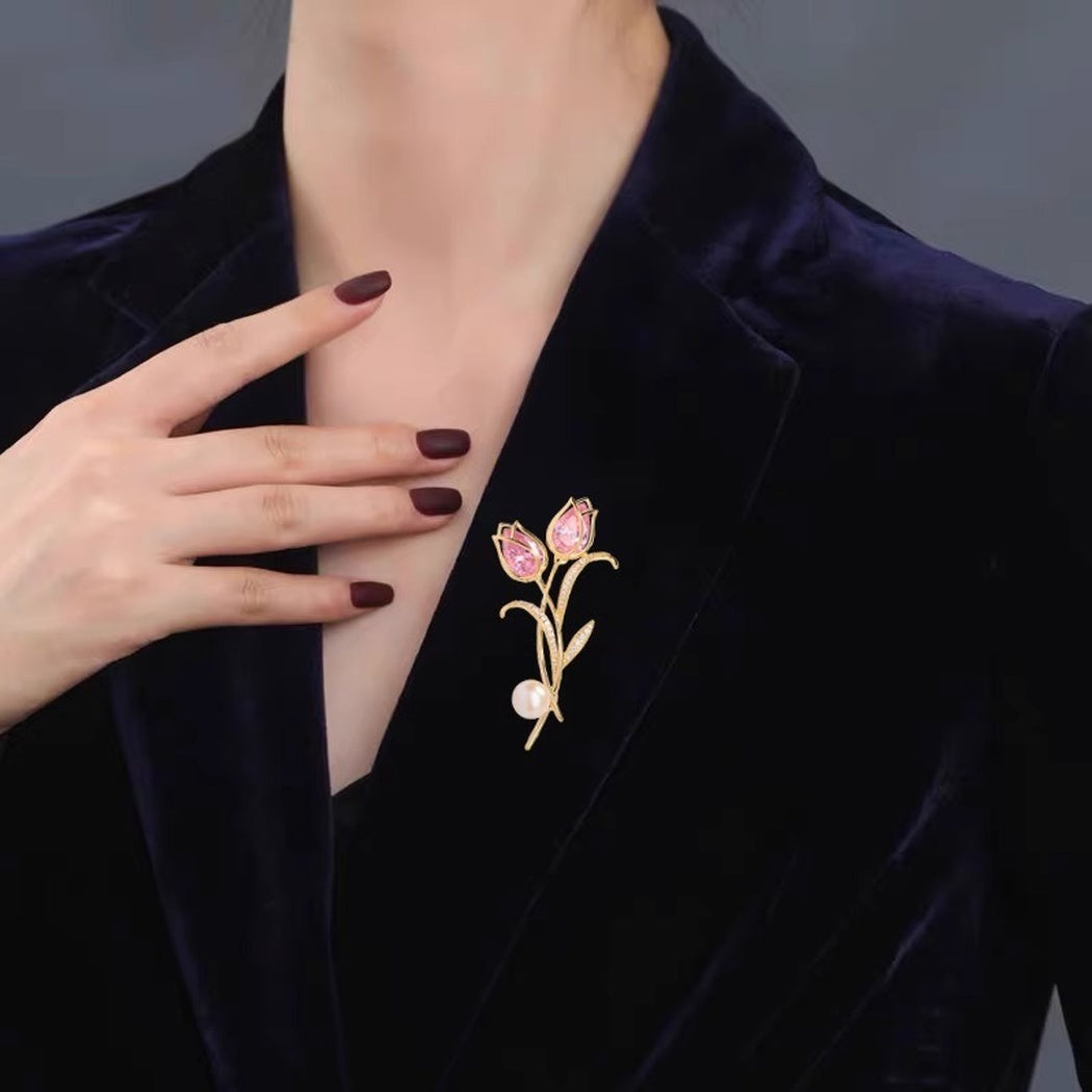 Brovia - Pink Double Tulip Brooch - view 5