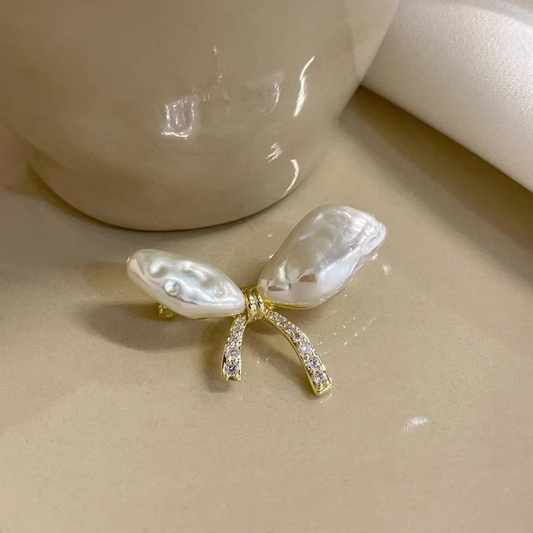 Brovia - White Wing Bow Brooch - view 5