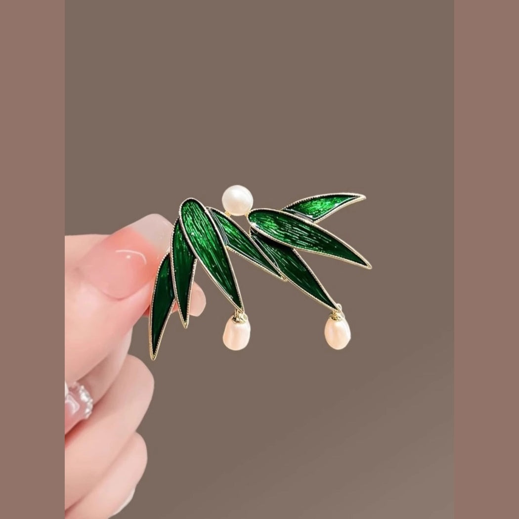 Brovia - Bamboo Leaf Dangle Brooch - view 5