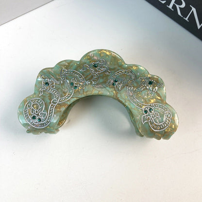 Single-variant view of hair clip