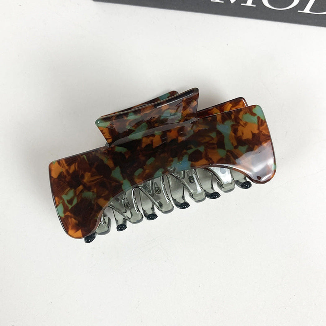 Single-variant view of hair clip