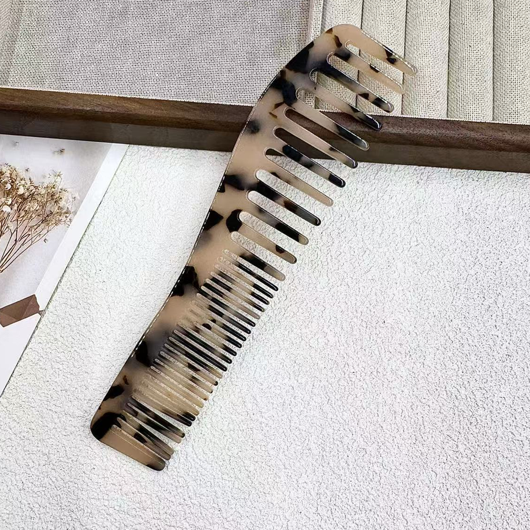 Single-variant view of hair comb
