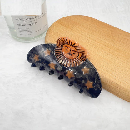 Single-variant view of hair clip