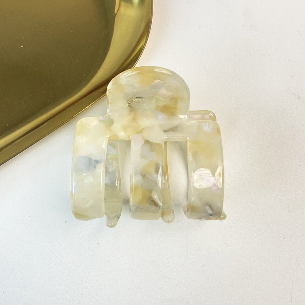 Single-variant view of hair clip