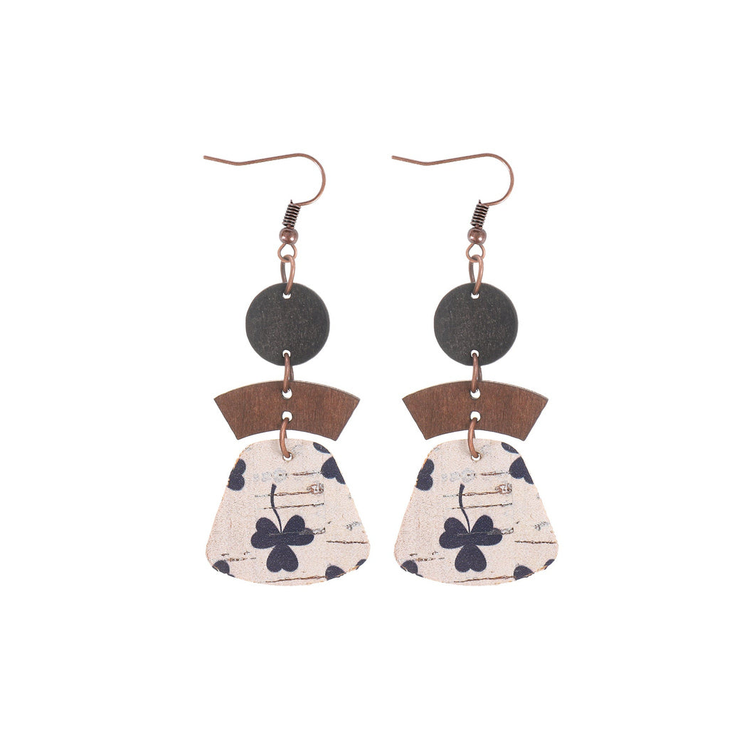 Single-variant view of earrings