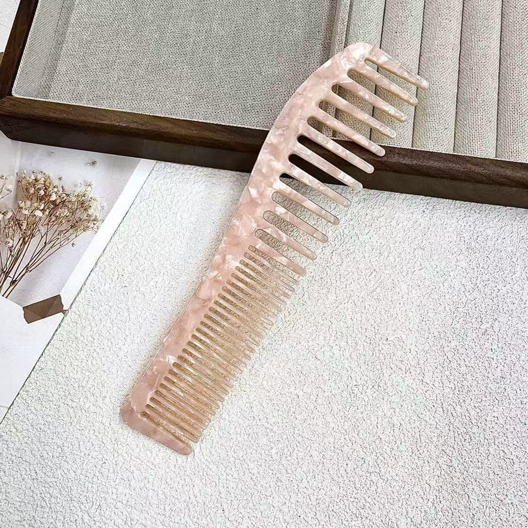 Single-variant view of hair comb