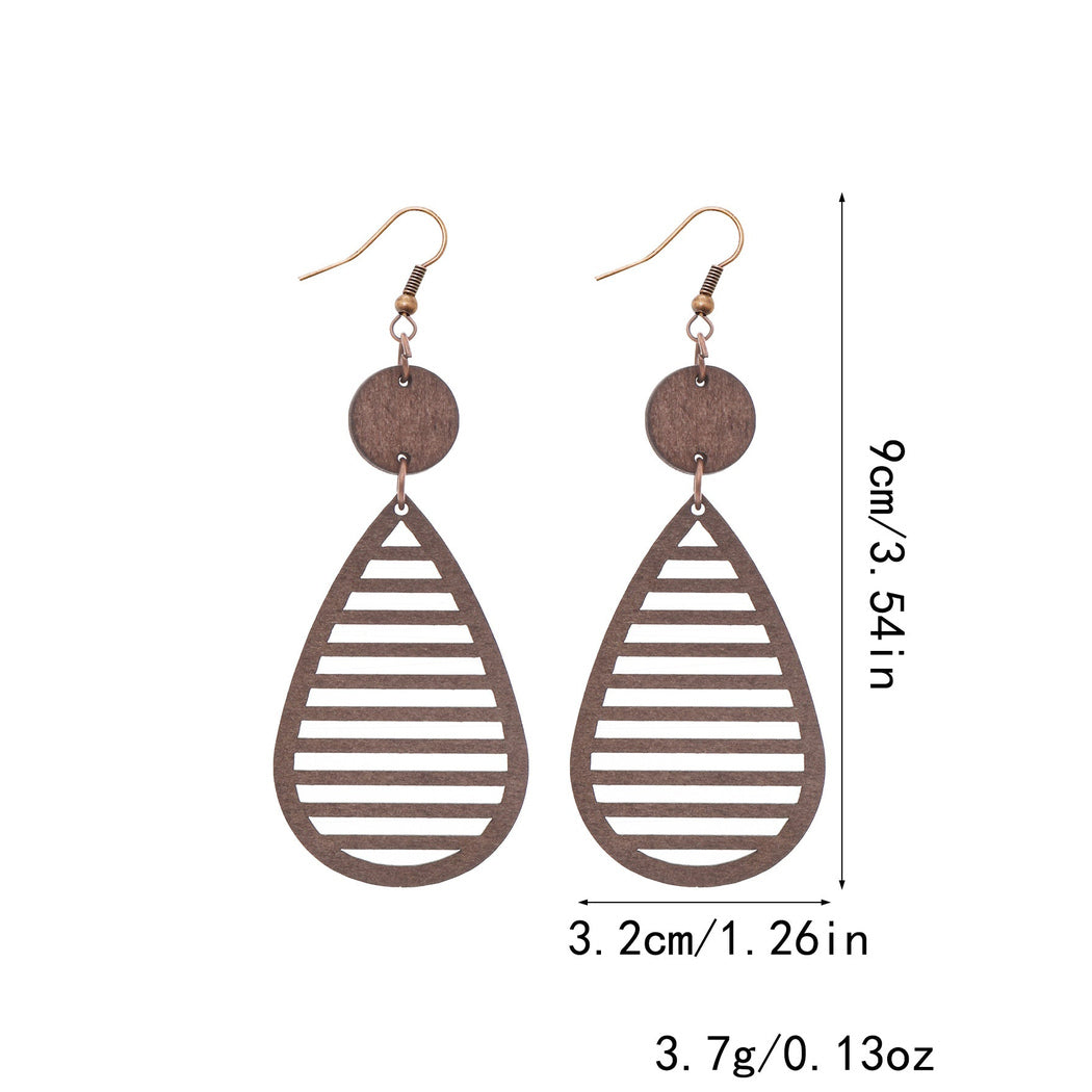 Single-variant view of earrings