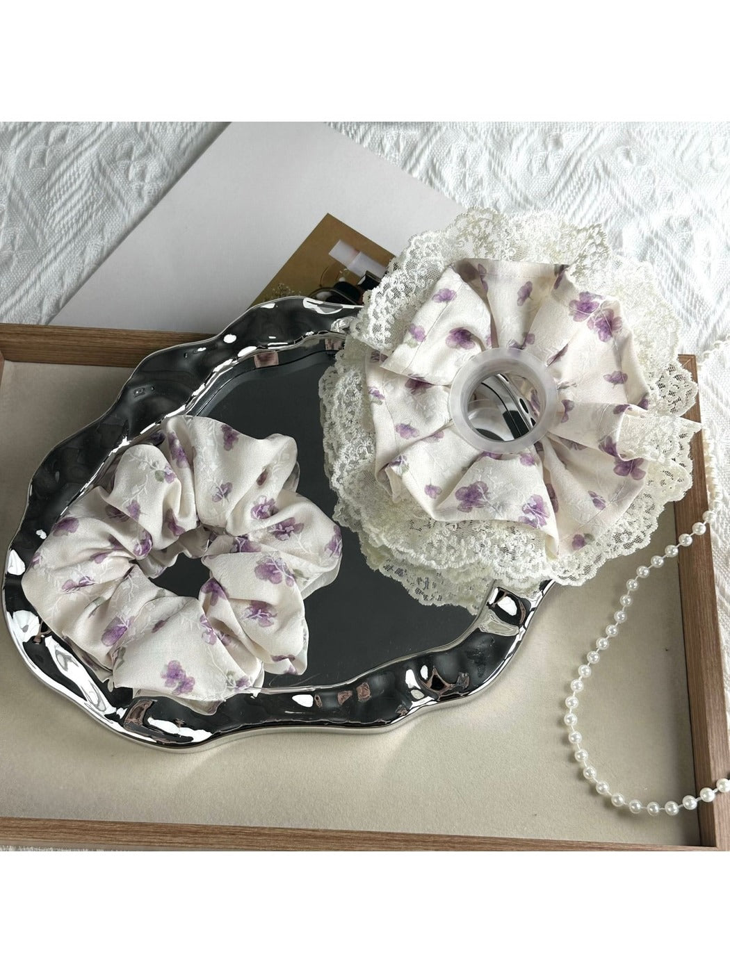 Gifty - Cherry Print Polyester Fabric Scrunchie