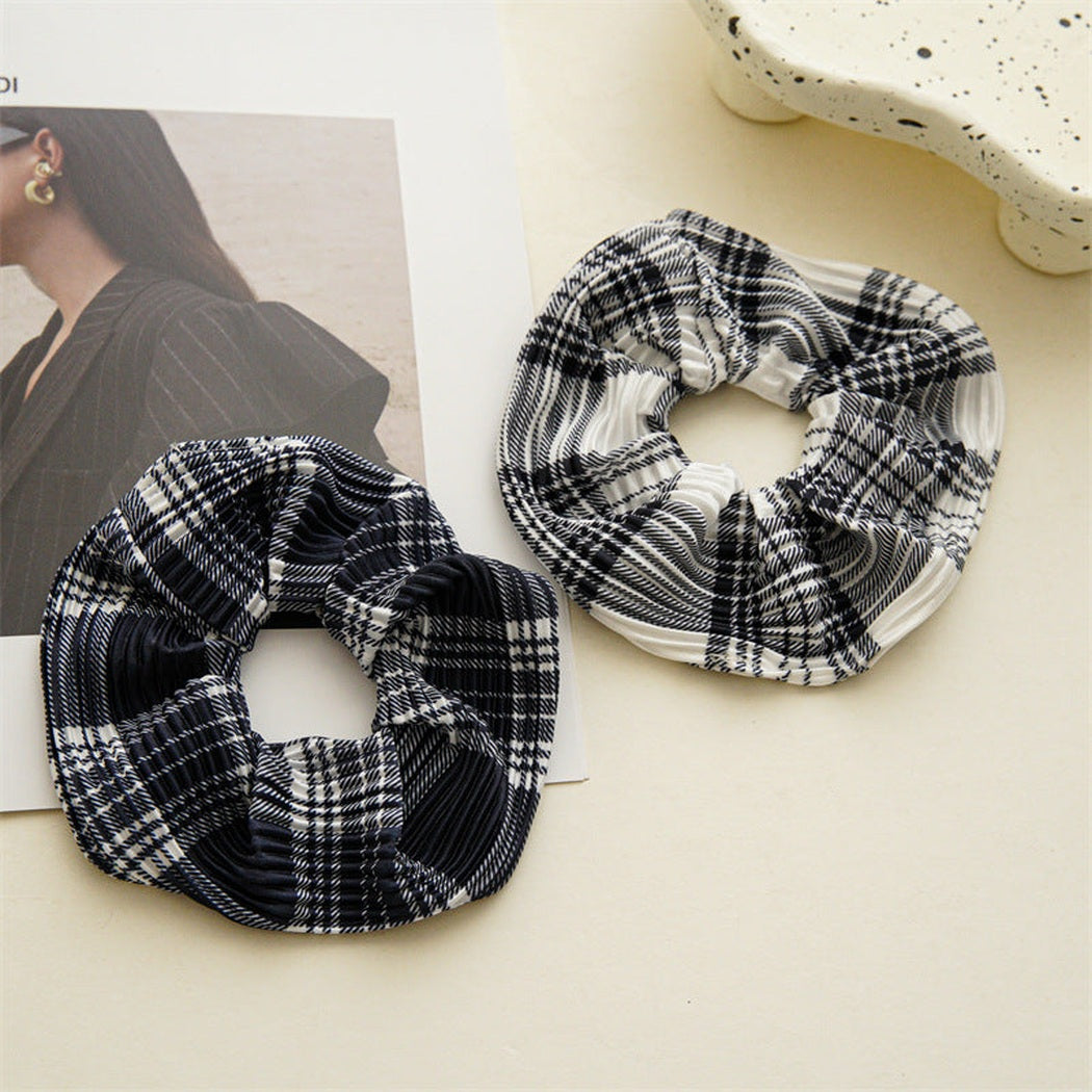Gifty - Monochrome Plaid Scrunchie showing multiple available variants