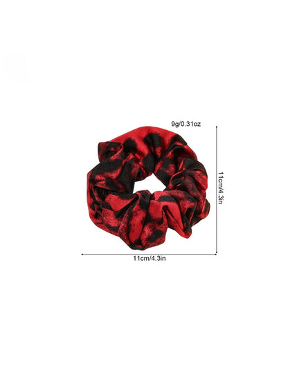 Gifty - Fashionable Leopard Print Scrunchie