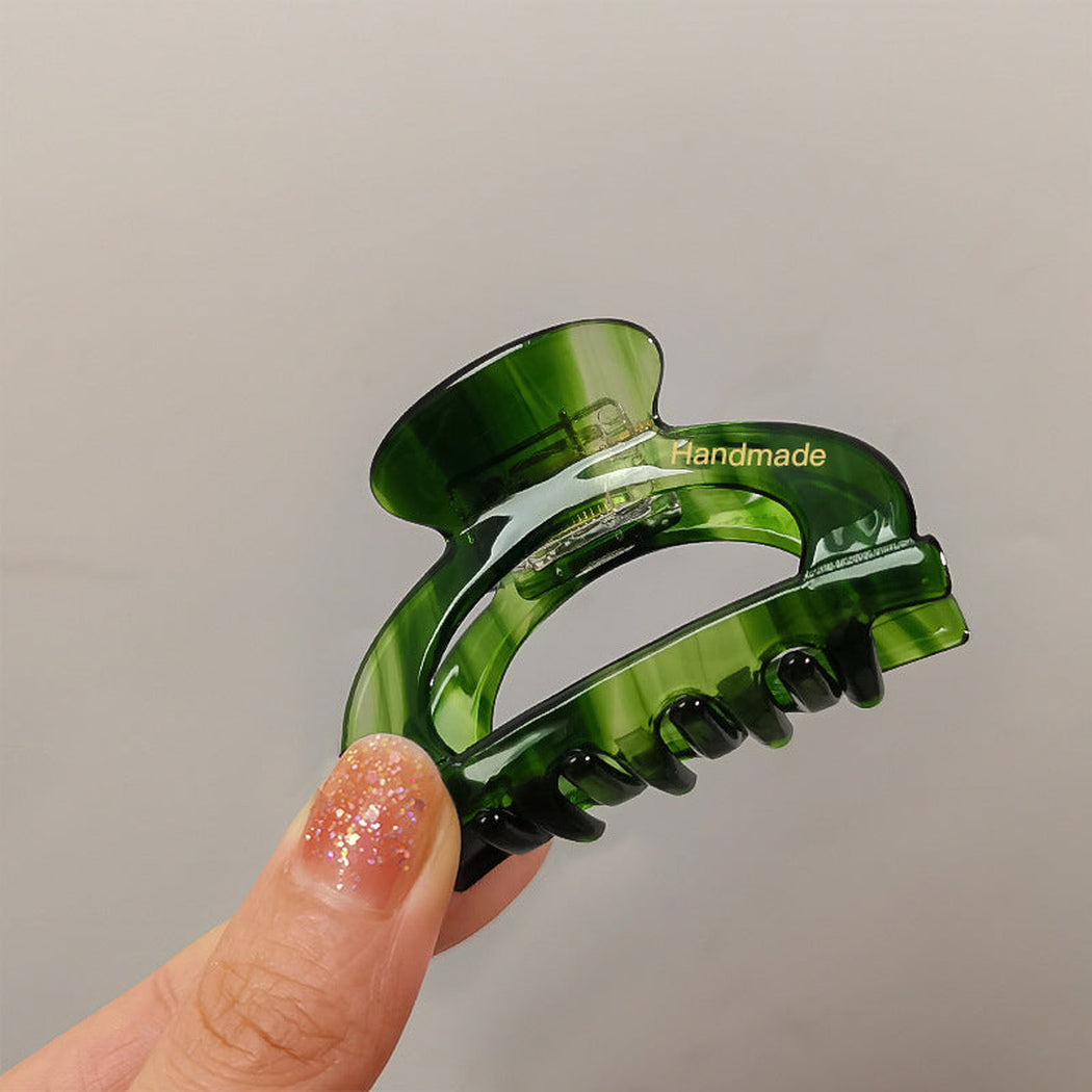 Single-variant view of hair clip