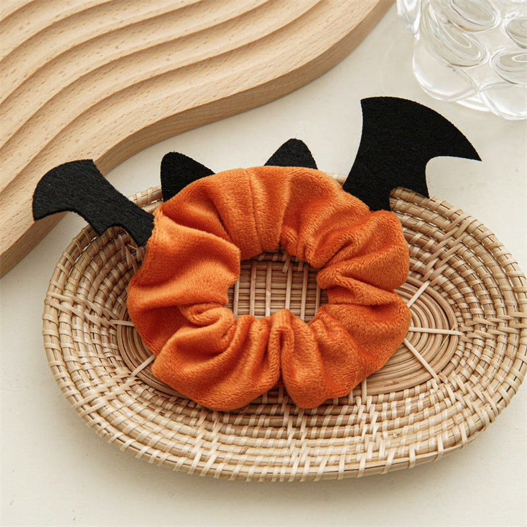 Gifty - Holiday Character Motif Scrunchie - image 10