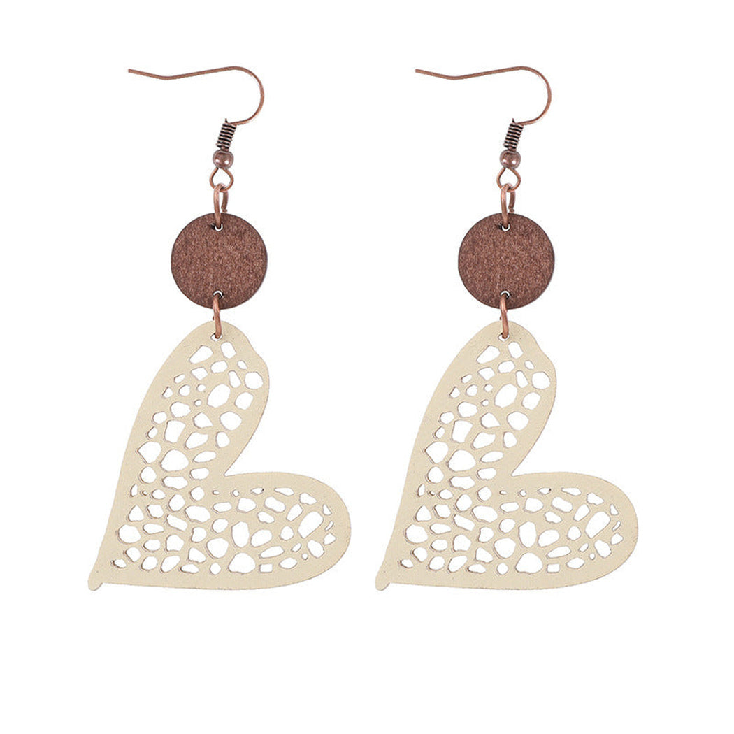 Single-variant view of earrings