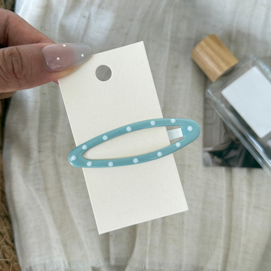 Beau - Oval Polka Dot Cutout Hair Clip