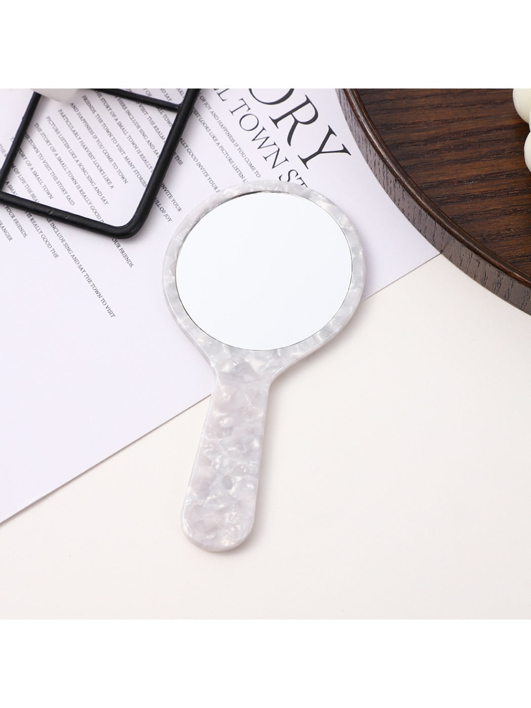 Mirroray - Small Round Mirror With Acetic Acid Handle