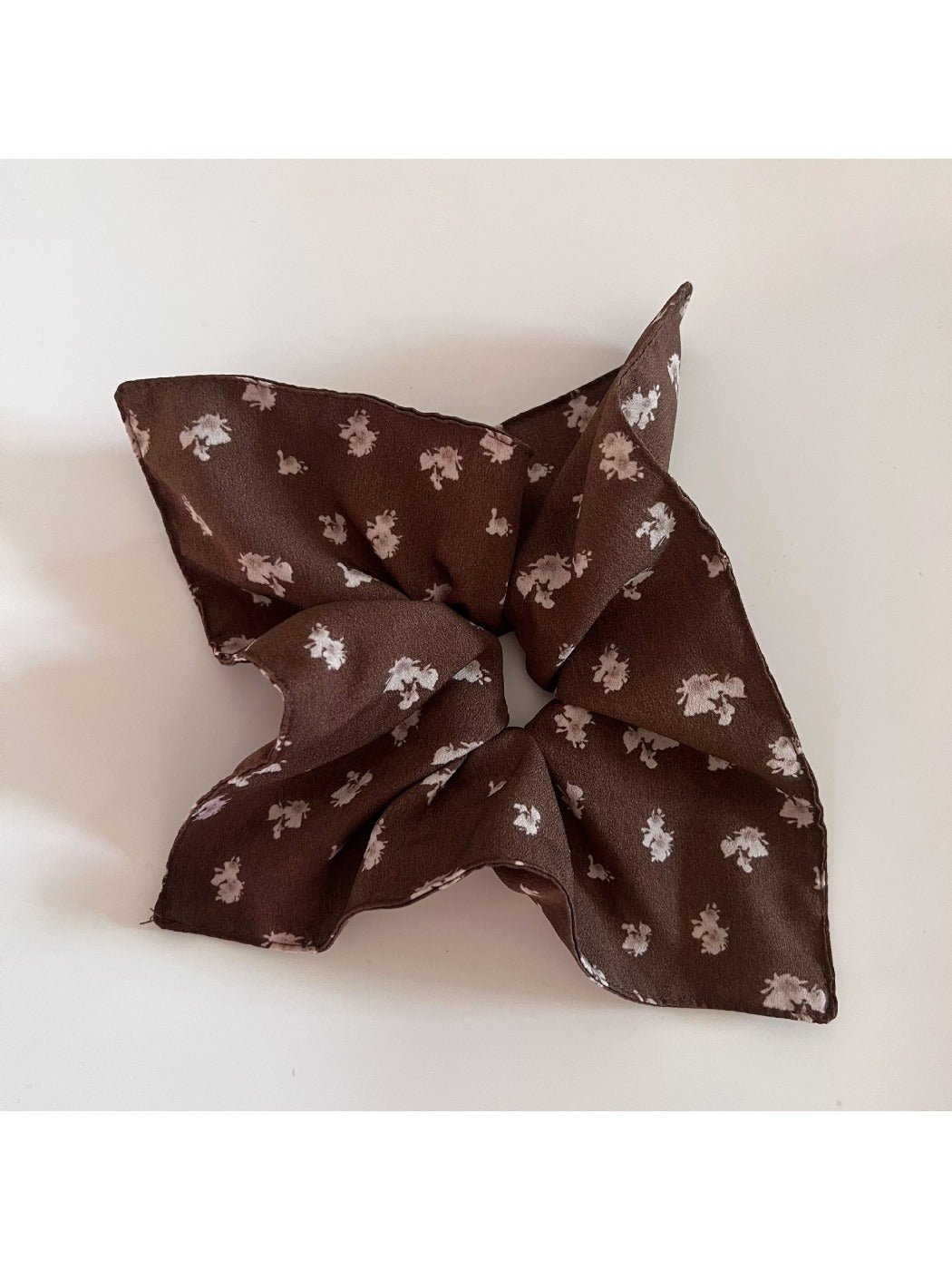 Gifty - Fabric Scrunchie Hair Ties