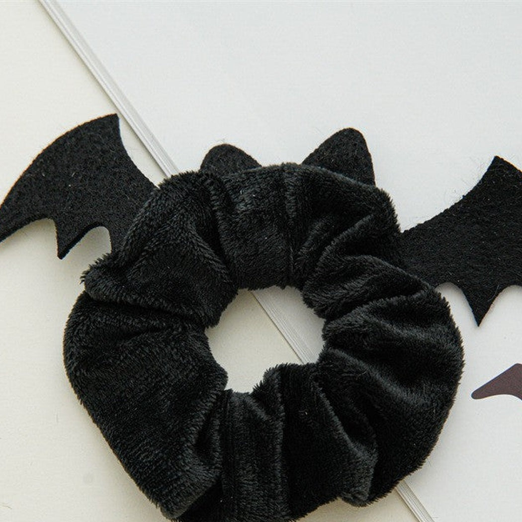 Gifty - Holiday Character Motif Scrunchie - image 12