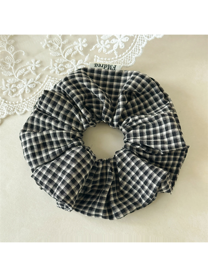 Gifty - Fresh Sweet Plaid Ruched Styling Scrunchie