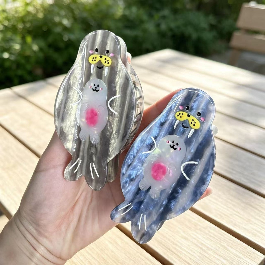 Beau - Cute Seal Acetate Animal Claw Clip