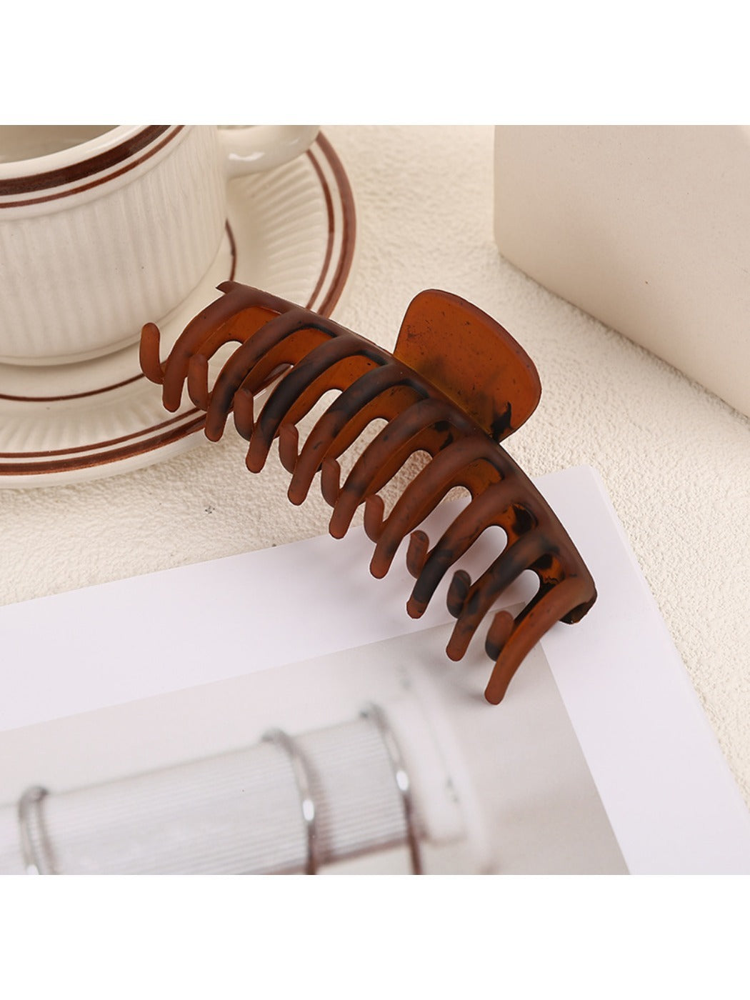 Beau - Artistic Retro Classic Hair Clip