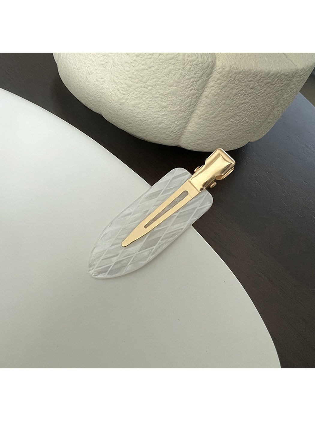 Beau - Geometric Acetate Side Bangs Styling Hair Clip