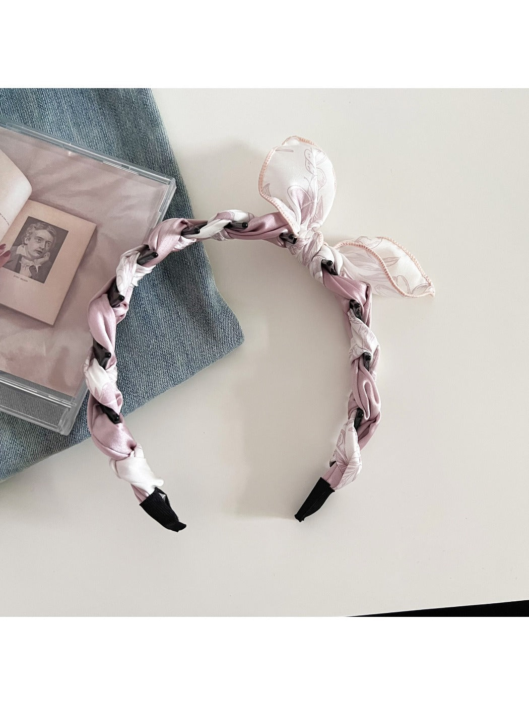 Gifty - Vintage Rabbit Ear Bow Wrap Headband