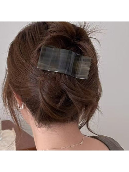 Beau - Minimalist Rectangular Claw Clip