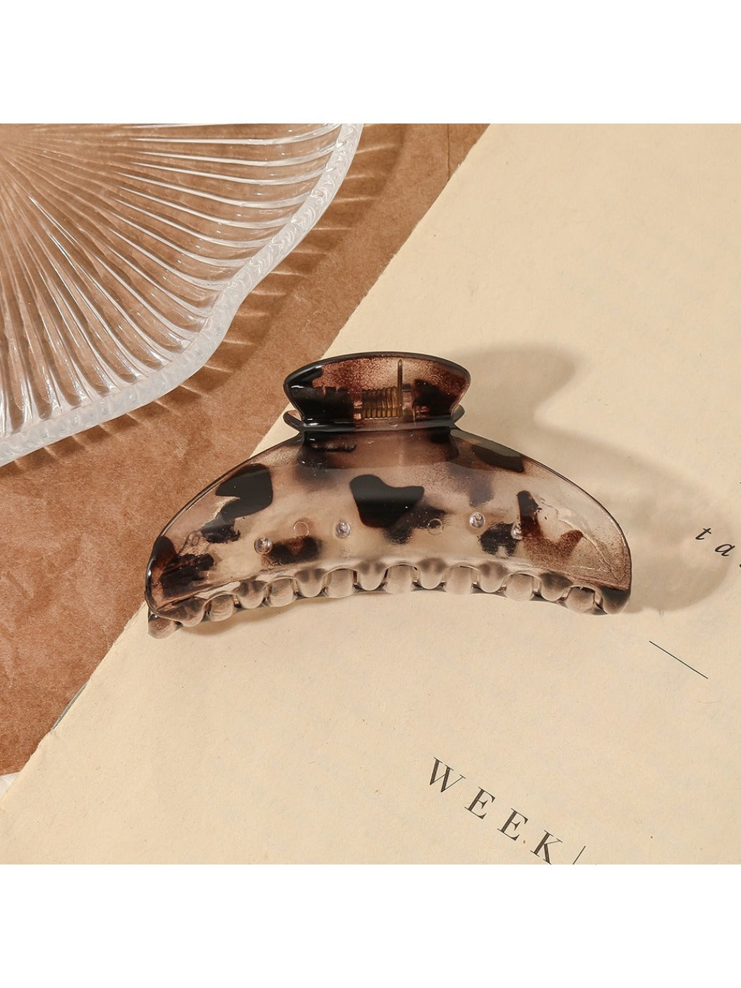 Beau - Elegant Half-Moon Hair Clip