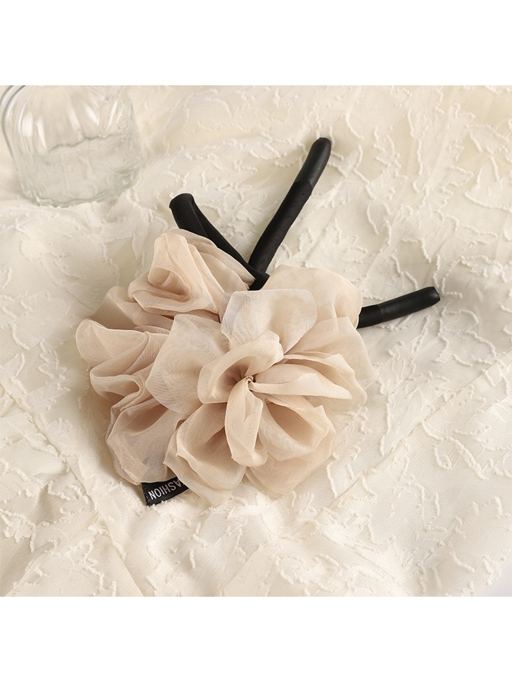 Gifty - Ruffled Rose Flower Ponytail Scrunchie